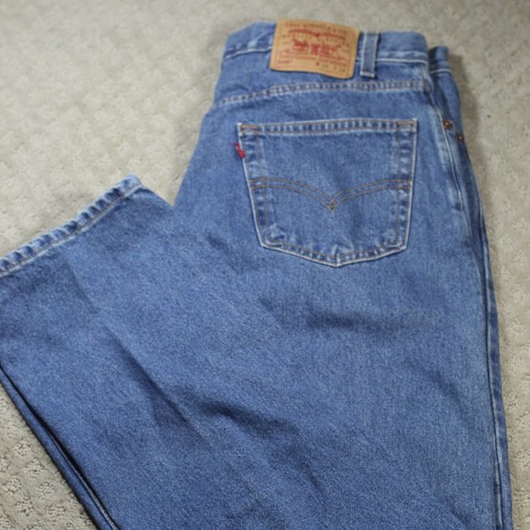 Vintage Y2K Levi's 505 Size 34x34 Medium Wash Blue Jeans - Picture 2 of 6